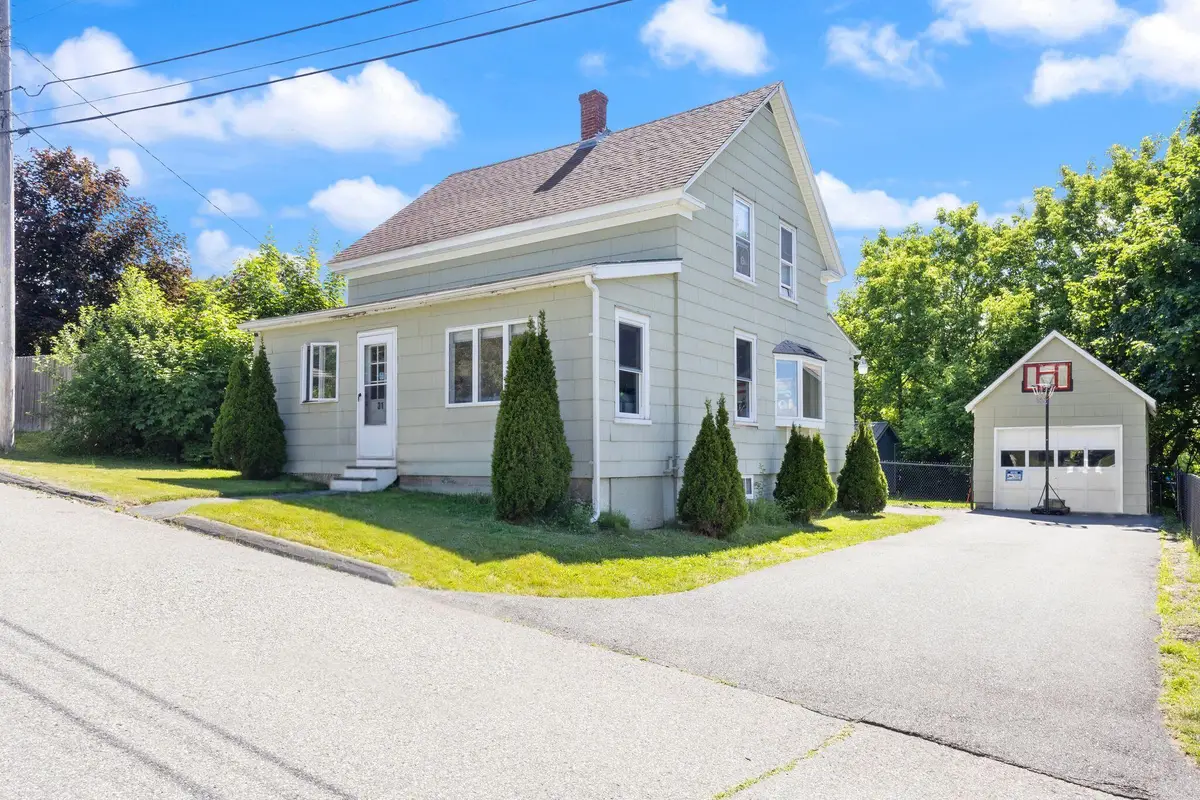 31 Dill Street, Lewiston, ME 04240 - #1