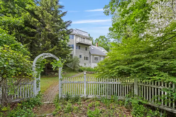 238 Brackett Avenue, Portland, ME 04108