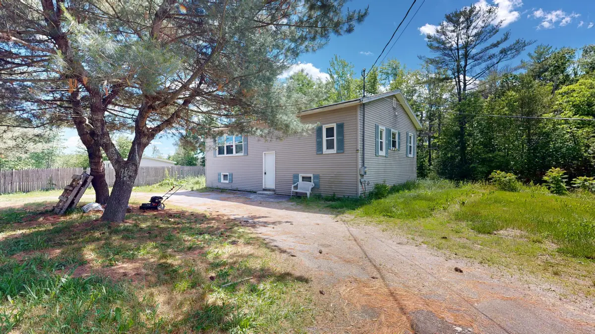 225 Middle Road, Sabattus, ME 04280 - #1