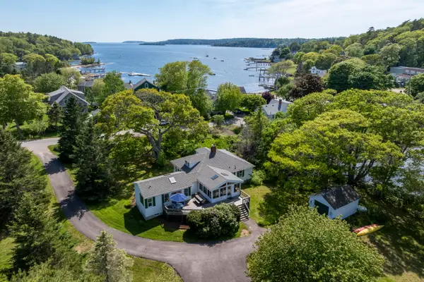 49 Murray Hill Road, Boothbay, ME 04544
