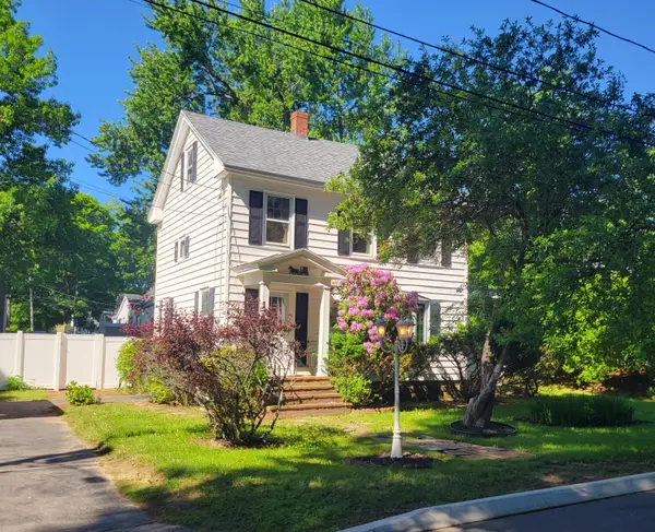 19 Beechwood Avenue, Westbrook, ME 04092