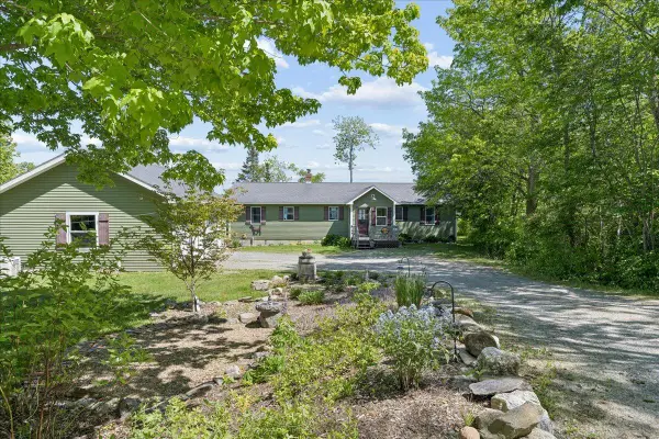58 Blackberry Lane, Trenton, ME 04605