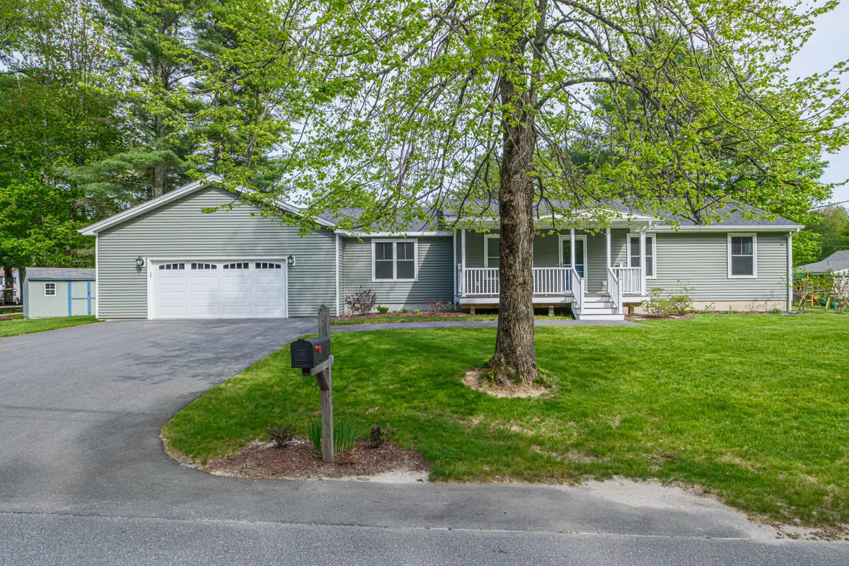 21 Bickford Drive, Topsham, ME 04086 - #1