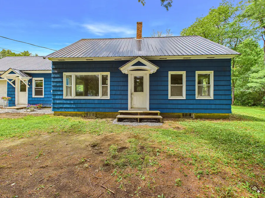 207 Pleasant Street, Mechanic Falls, ME 04256 - #2