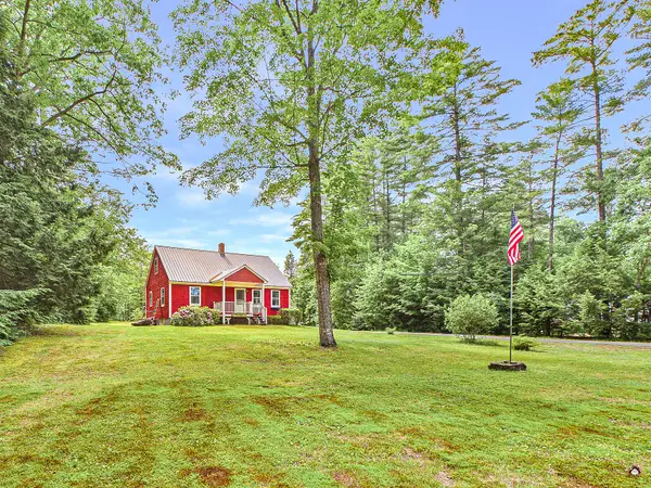 18 Skeetfield Road, Oxford, ME 04270