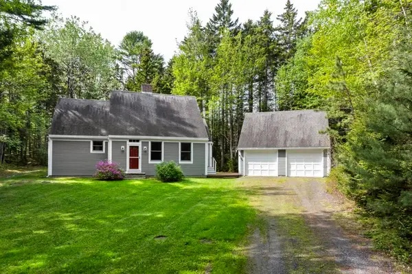 14 Paradise Lane, Southport, ME 04576