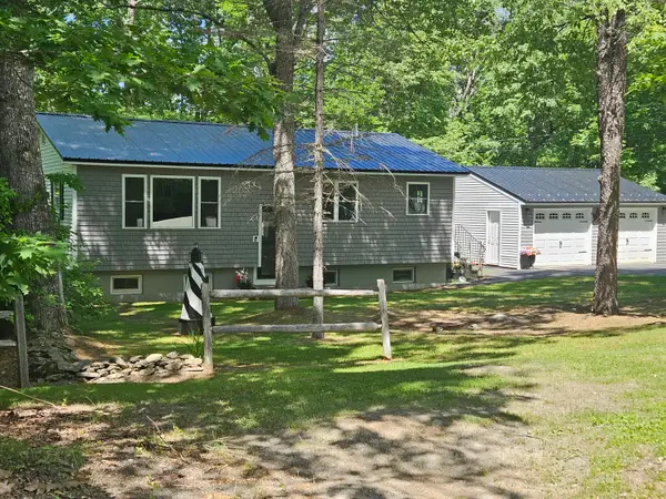 537 George Road, Hermon, ME 04401
