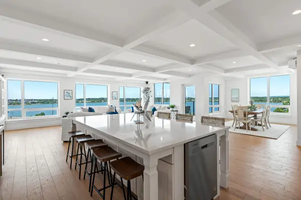 218 Washington Avenue #401, Portland, ME 04101