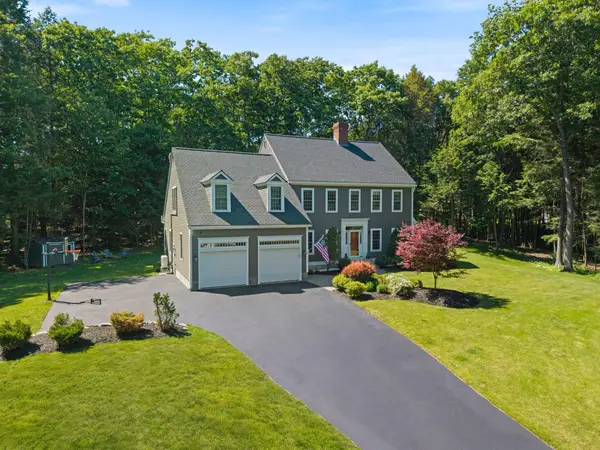 6 Thurston Lane, Falmouth, ME 04105