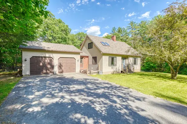 2041 Summerhaven Road, Sidney, ME 04330