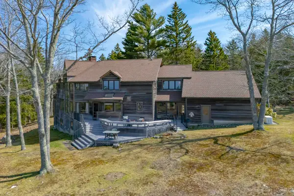 17 Weefs Way, Sedgwick, ME 04676