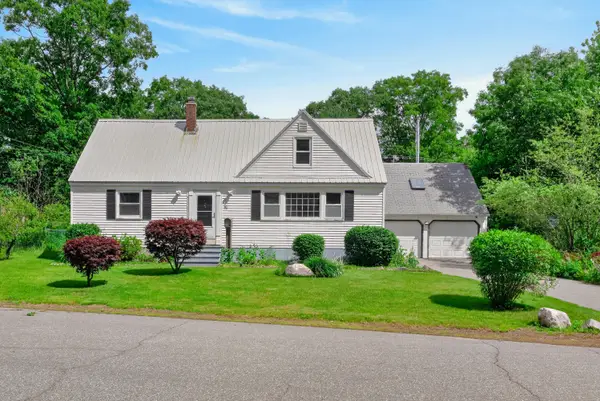 82 Columbia Avenue, Brunswick, ME 04011