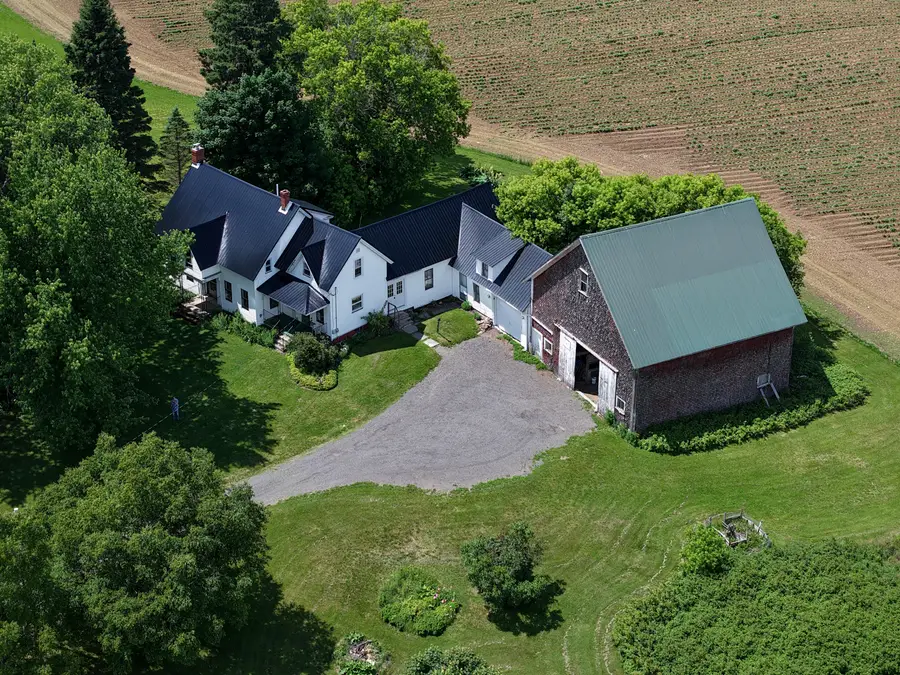 571 Smyrna Street, Houlton, ME 04730 - #2