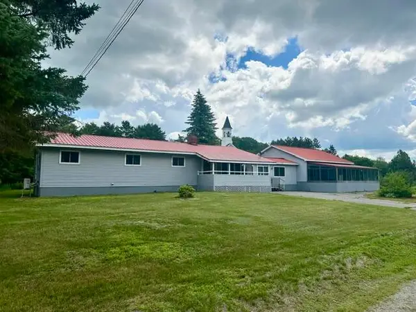 140 Main Road, Medway, ME 04460