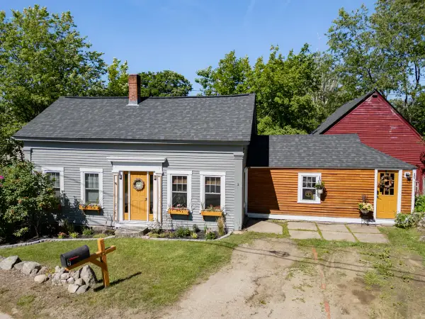 2 Mouse Lane, Alfred, ME 04002