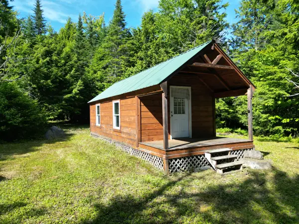 195 W Old Main Road, Lowell, ME 04493