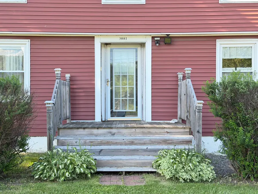 3881 Broadway, Kenduskeag, ME 04450 - #3