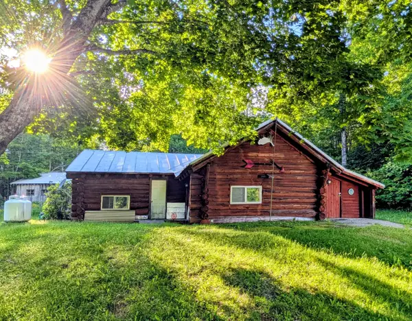 147 Calvin Gray Road, Madrid Twp, ME 04966