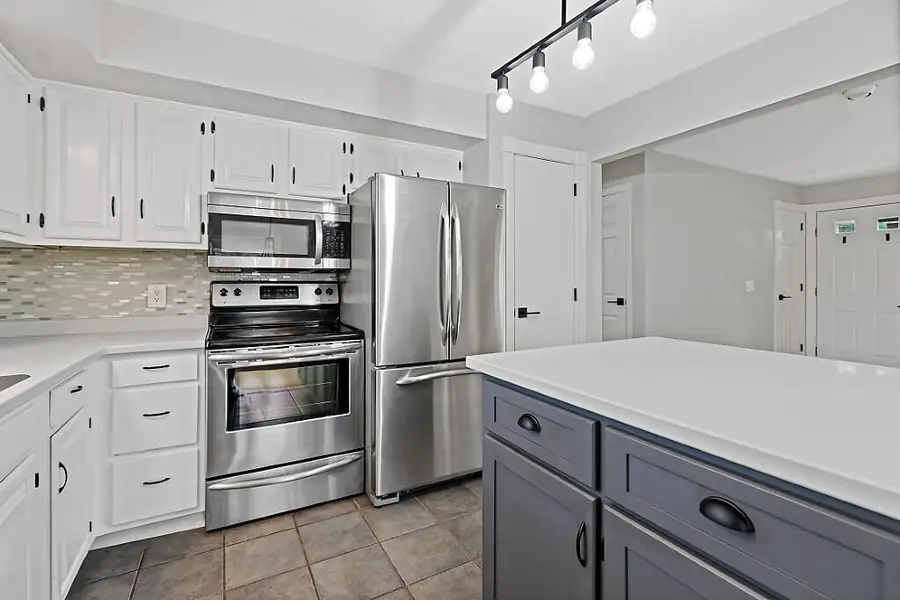 23 W Hill Road, Gardiner, ME 04345 - #2