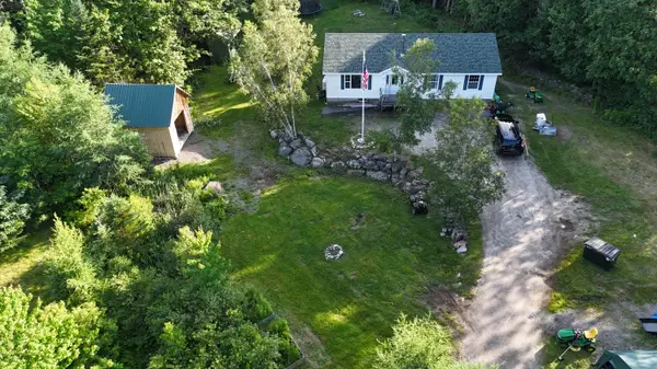 1058 Pleasant Street, Blue Hill, ME 04614