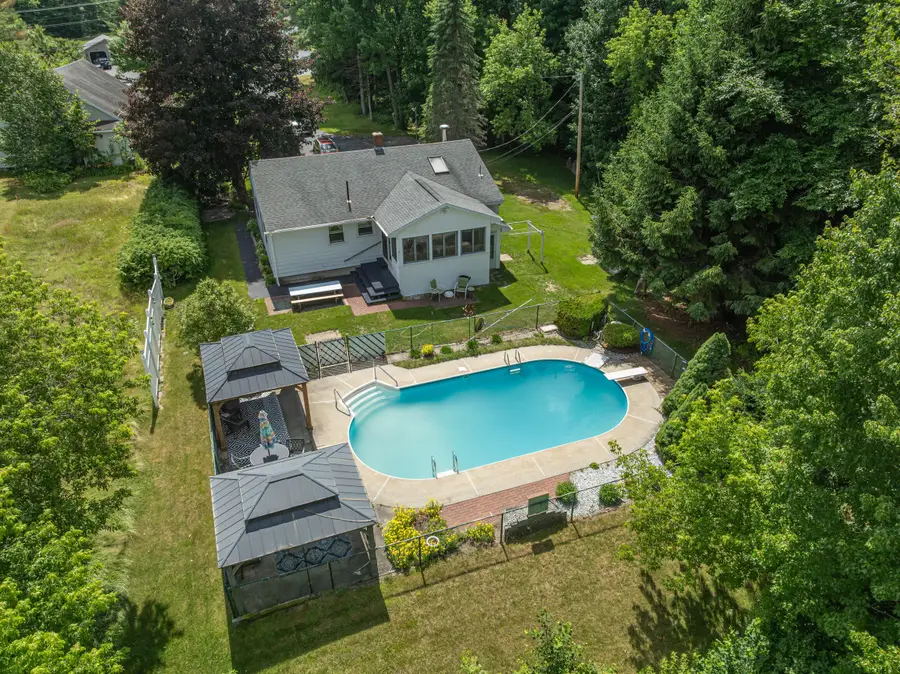 136 Grove Street, Lewiston, ME 04240 - #3