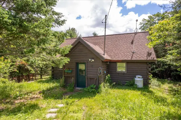 92 Serenity Lane, Union, ME 04862