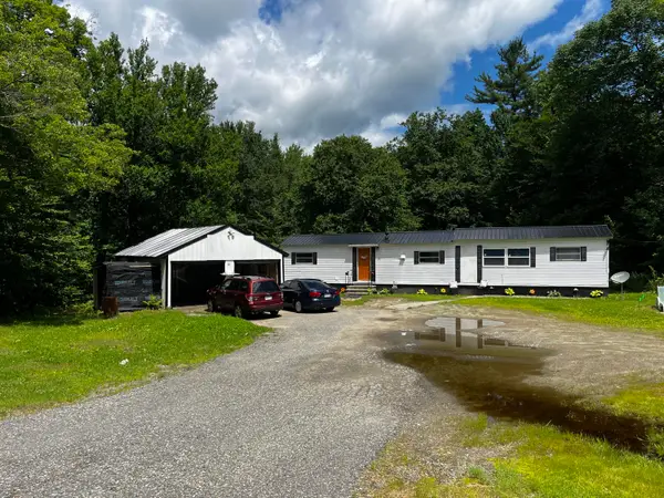 391 Us Route 2 Route W, Wilton, ME 04294
