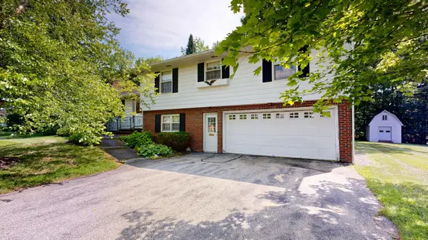 25 Orestis Way, Lewiston, ME 04240