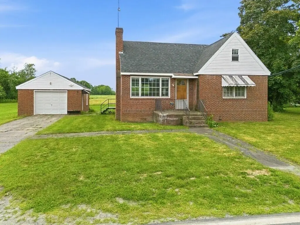 67 River Road, Benton, ME 04901 - #1