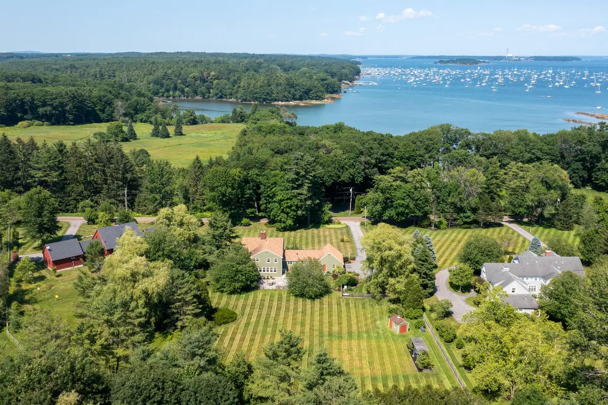 17 Thornhurst Road, Falmouth, ME 04105 - #1