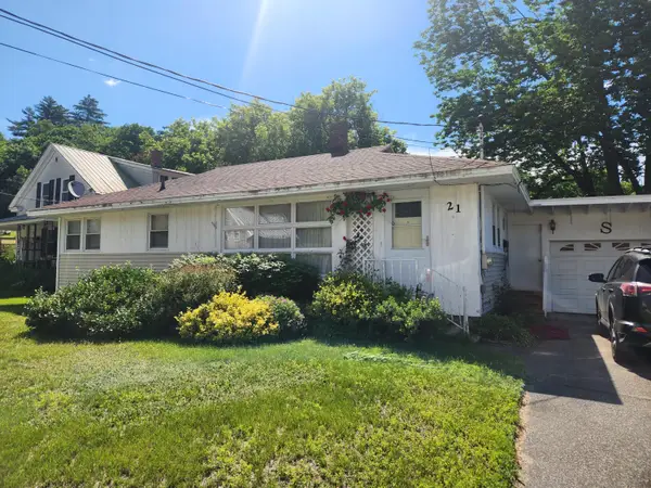 21 Baldwin Street, Livermore Falls, ME 04254