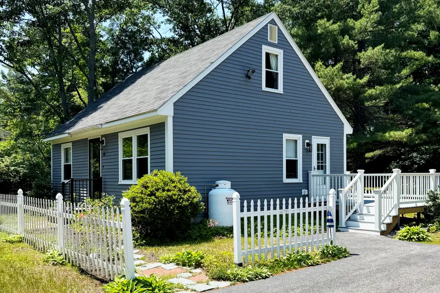 28 Woodside Drive, Kennebunk, ME 04043 - #3