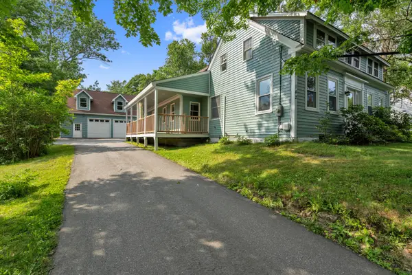 142 River Road, Bowdoinham, ME 04008