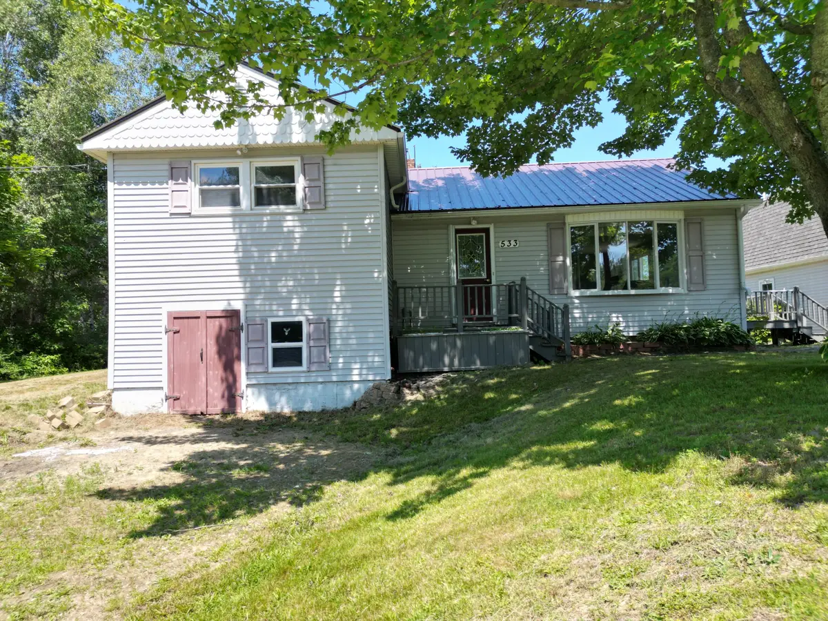 533 W Broadway, Lincoln, ME 04457 - #1