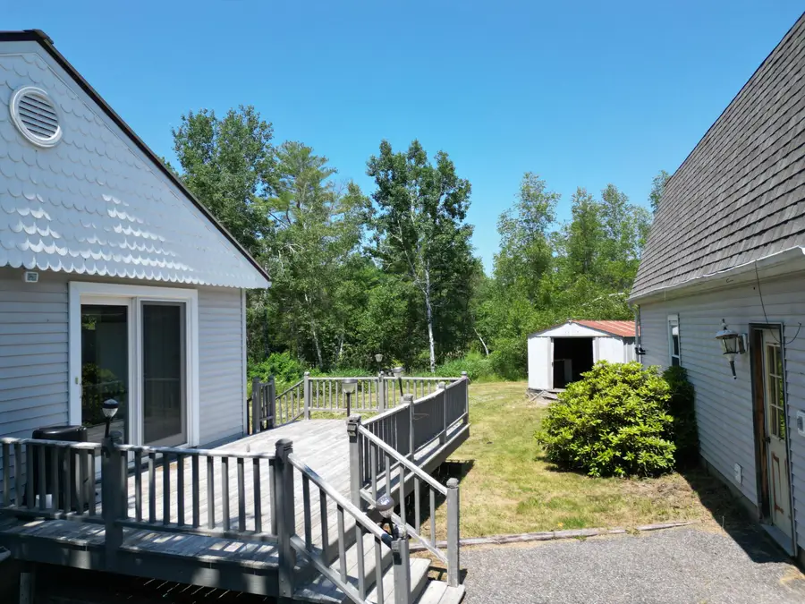533 W Broadway, Lincoln, ME 04457 - #3