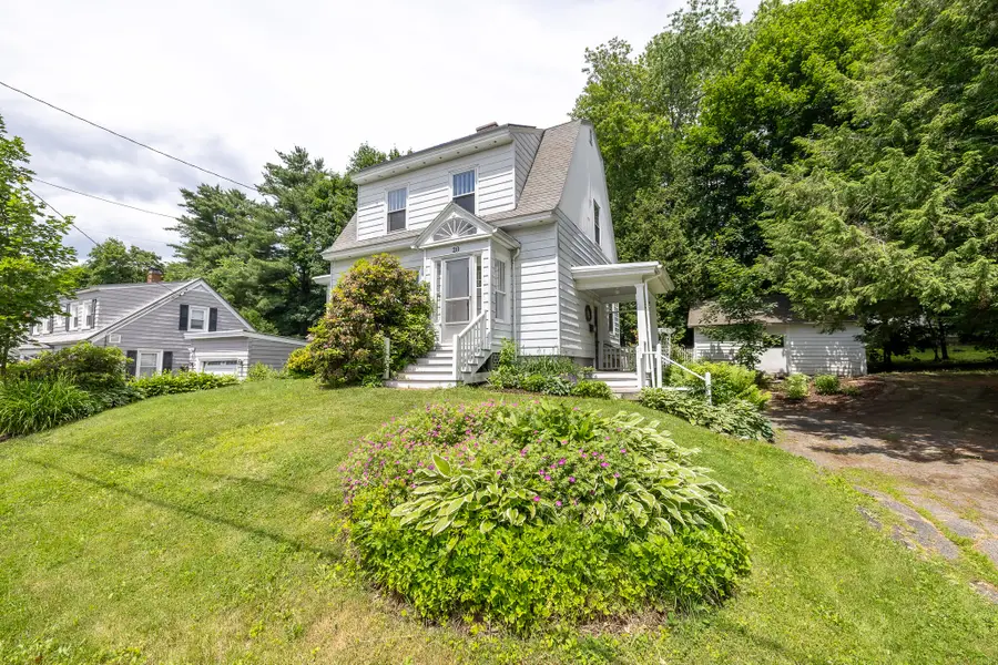 20 Fairlawn Avenue, Lewiston, ME 04240 - #3