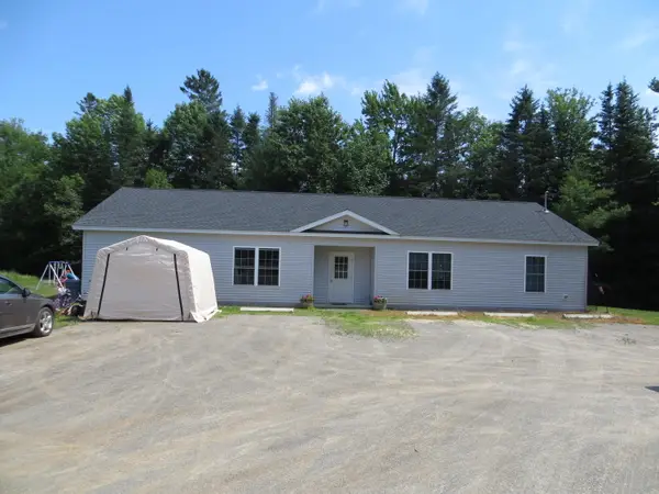11 Moline Lane, Levant, ME 04456