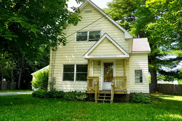 262 Hartland Avenue, Pittsfield, ME 04967