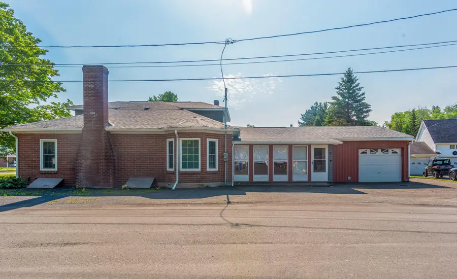 4 School Street, Fort Kent, ME 04743 - #2