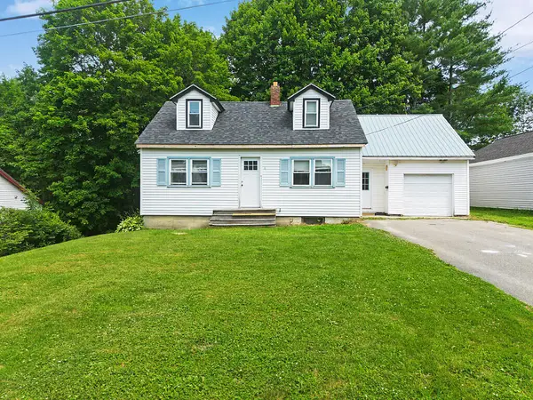 6 Stuart Street, Winslow, ME 04901