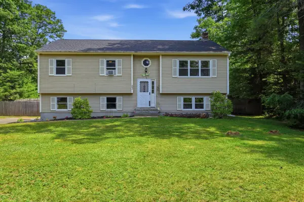 23 Hunter Lane, Topsham, ME 04086