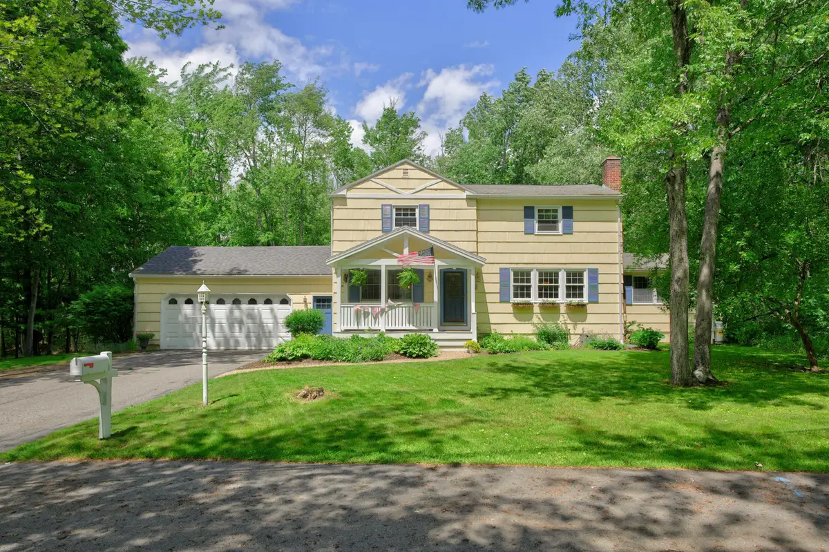 6 Surrey Lane, Cumberland Foreside, ME 04110 - #1