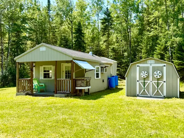1053 Hudson Hill Road, Hudson, ME 04449