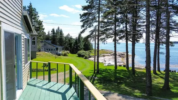 16 Hannah's Cove, Beals, ME 04611