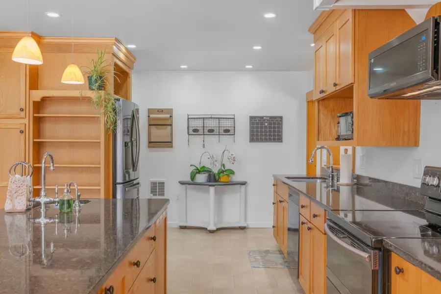 6 Robinson Drive, Rockport, ME 04856 - #3