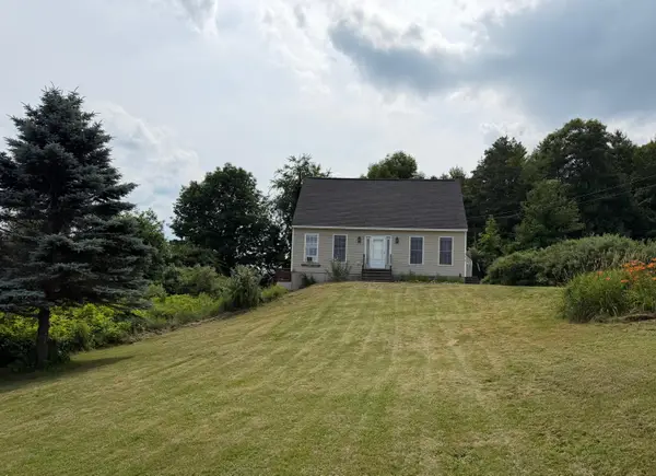 360 Center Minot Hill Road, Minot, ME 04258