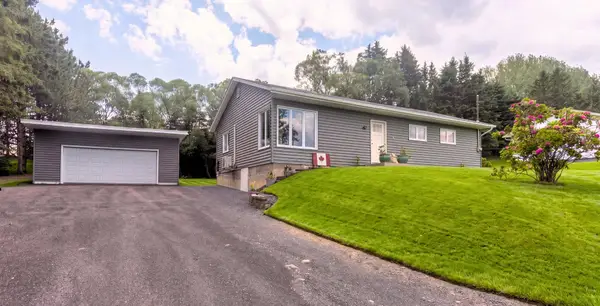 33 Us-1, Frenchville, ME 04745