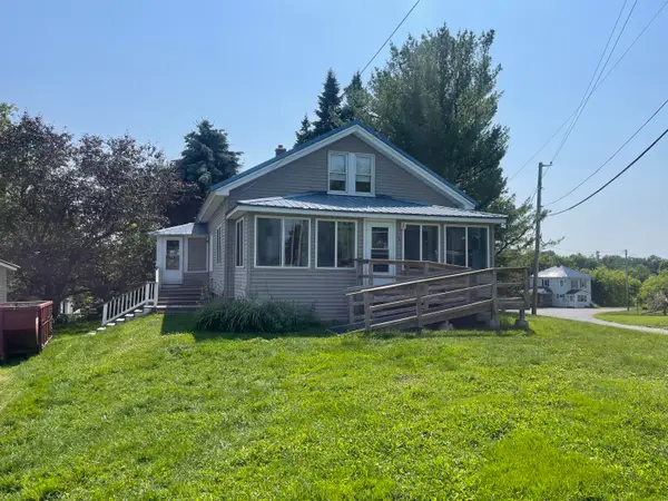 1 Elm Street, Caribou, ME 04736