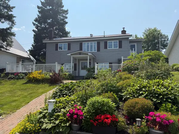 9 Spring Street, Caribou, ME 04736