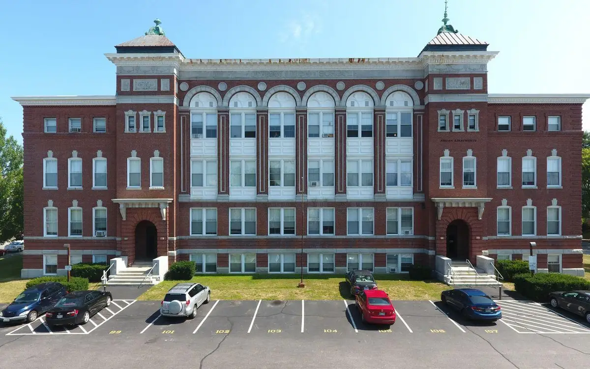 19 Wood Street, Lewiston, ME 04240 - #1